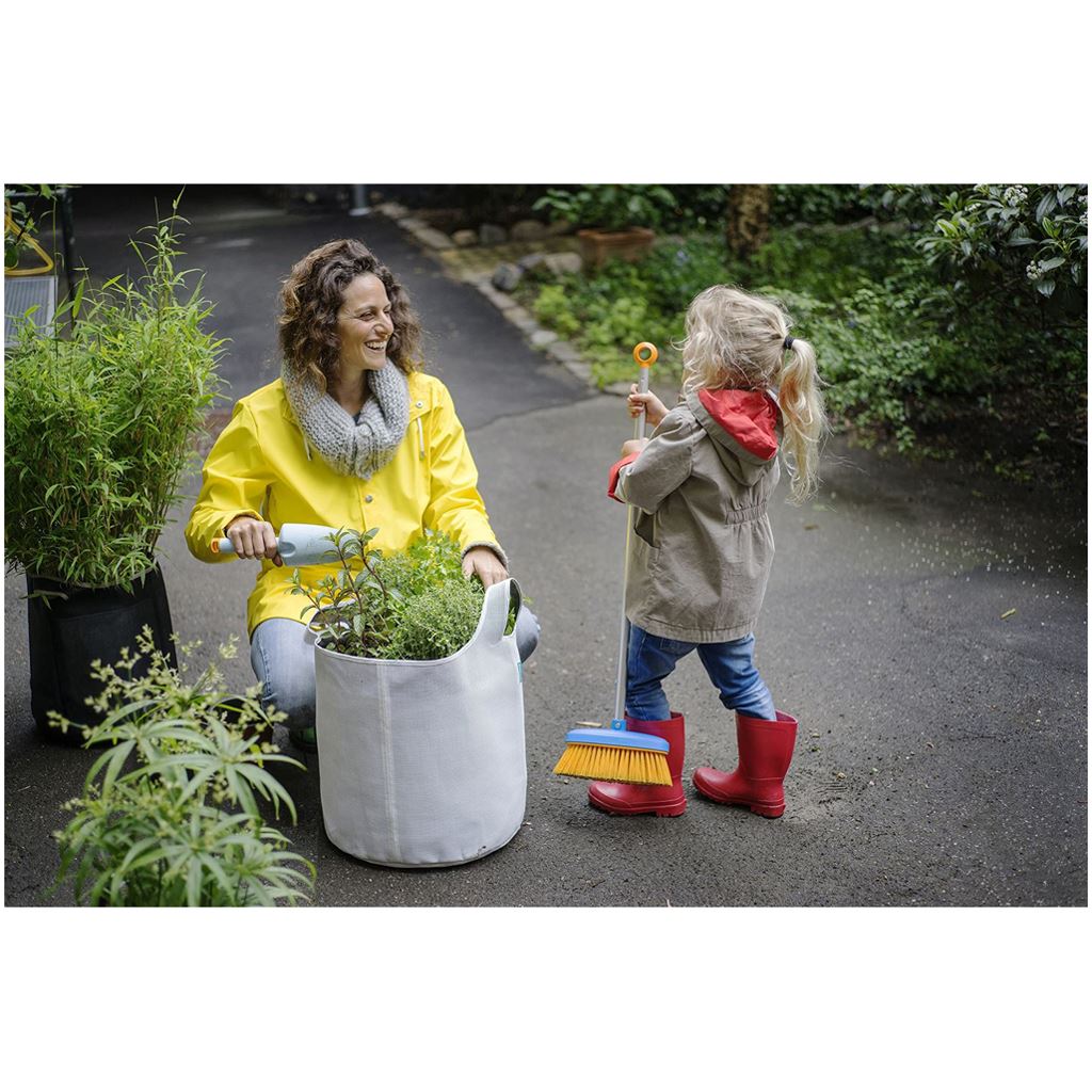 Fiskars MyFirst Fiskars Broom