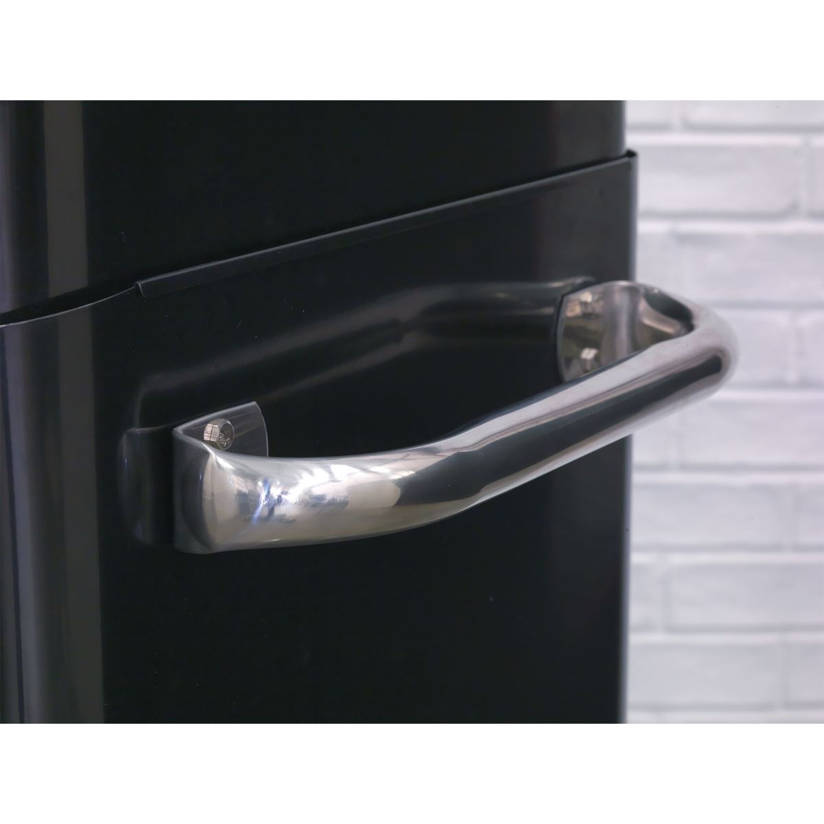 Sealey Rollcab 4 Drawer Retro Style - Black/Red Anodised Draw Pulls AP28204BR