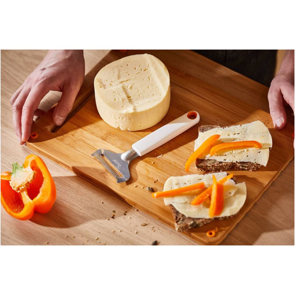 Fiskars FF Cheese slicer for soft cheese