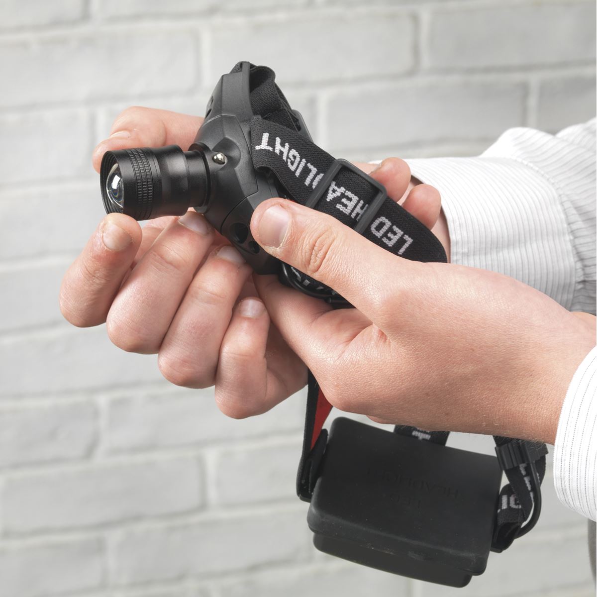 Sealey Head & Hat Torch 3W CREE XPE LED 3 x AAA Cell HT103LED